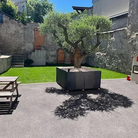 Апартаменты Escale Au Coeur Du Vignoble Champenois *